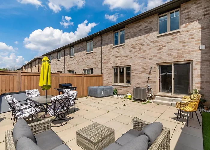 Globalstay Waterfront 20Ppl 5 Bedroom Townhouse Hot Tub Sauna