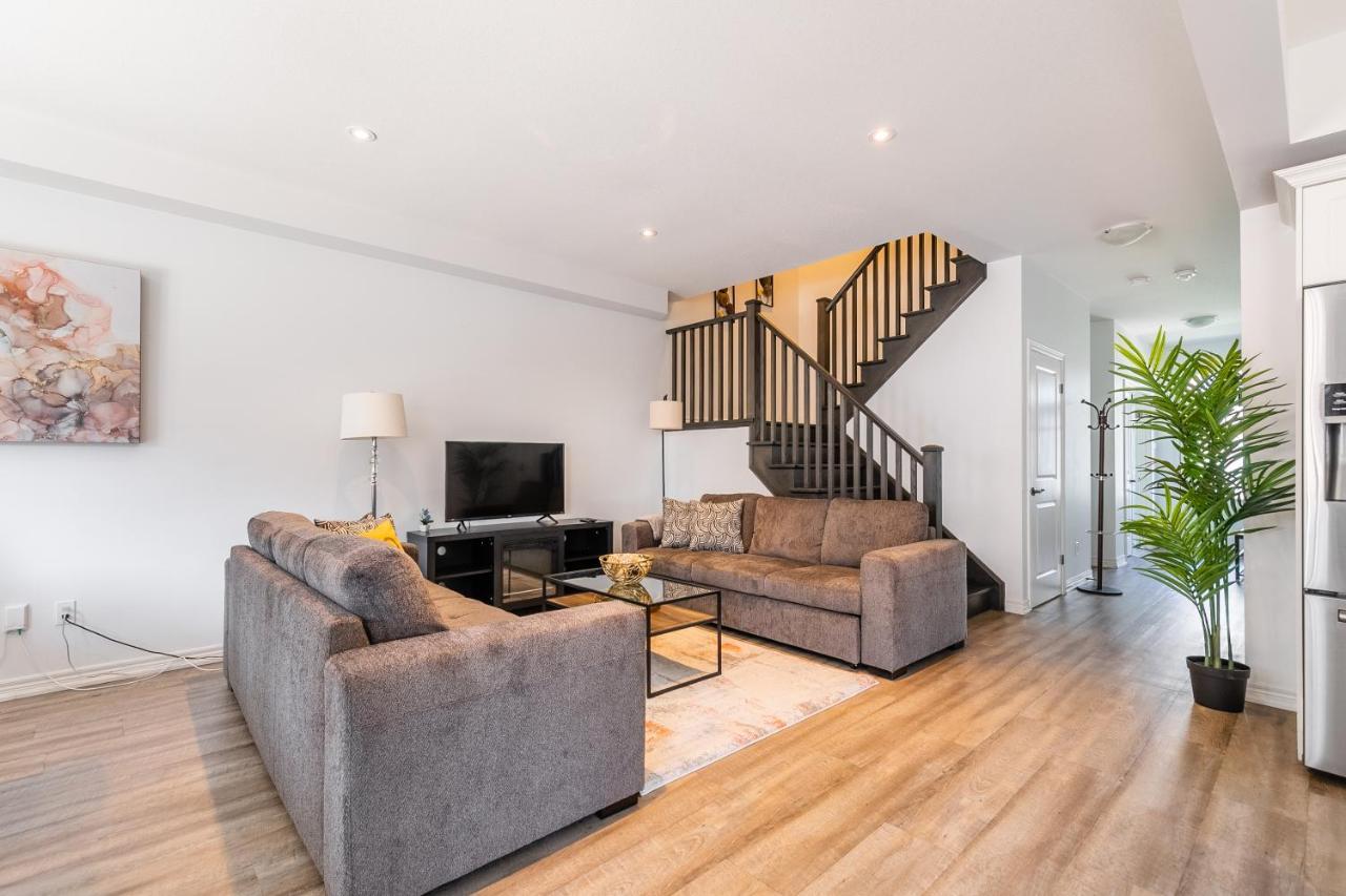 Holiday home Globalstay Waterfront 20ppl 5 Bedroom Townhouse Hot Tub Sauna Hamilton